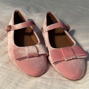 Pink Velvet Mary Jane’s. Girls. Age of Innocence size 29.